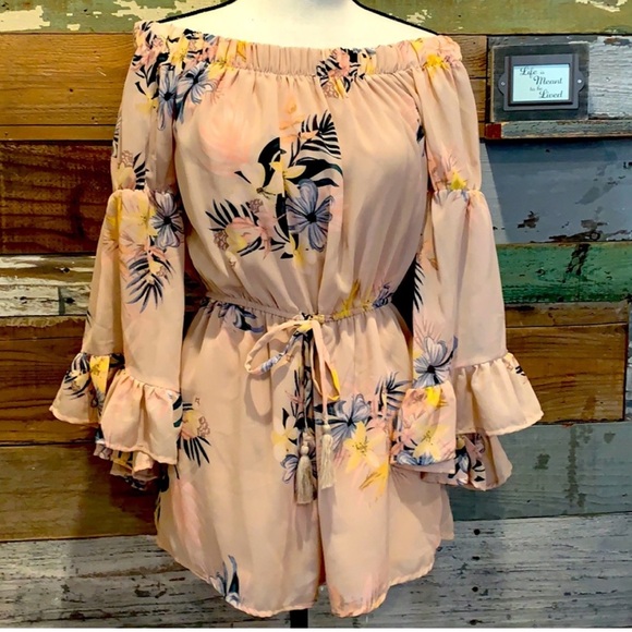 Hint of Blush | Across the Shoulder Romper - Picture 2 of 15